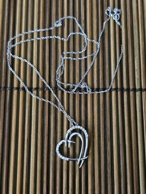 14k Diamond Heart White Gold Necklace